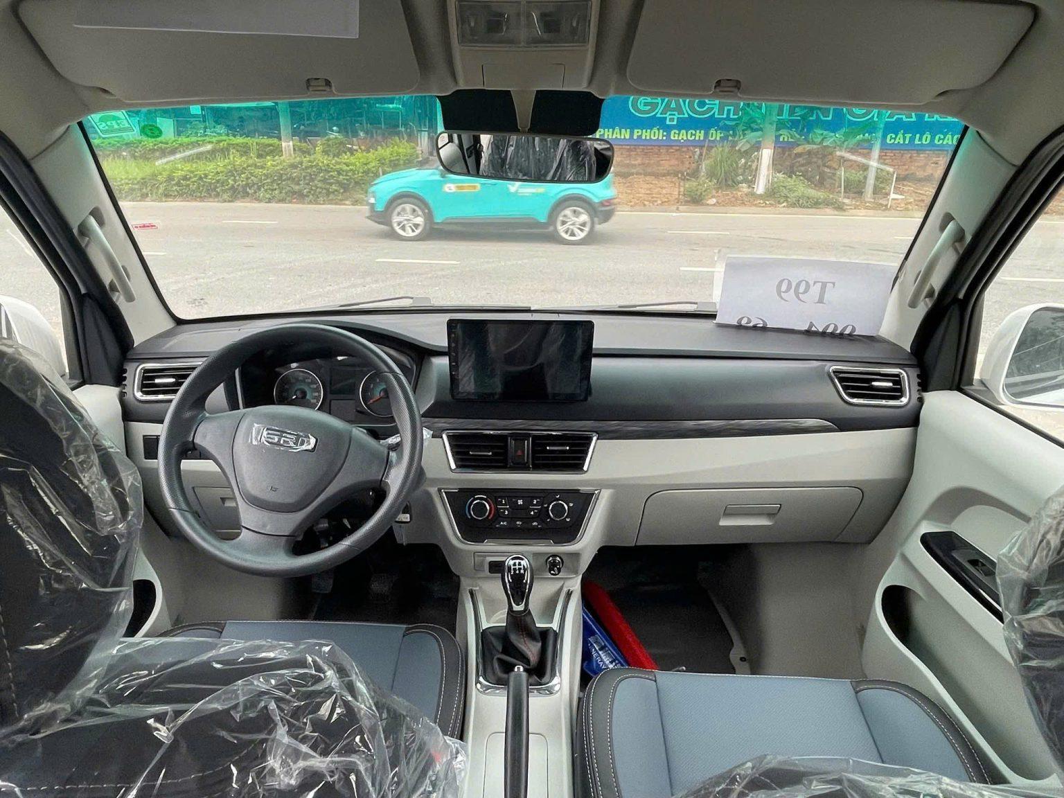 cabin-xe-van-srm-x30l-5-cho-760kg-04.jpg