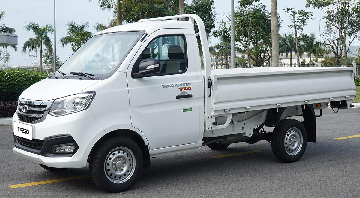So sánh xe tải 1 tấn Tera 100s với xe tải Thaco TF230