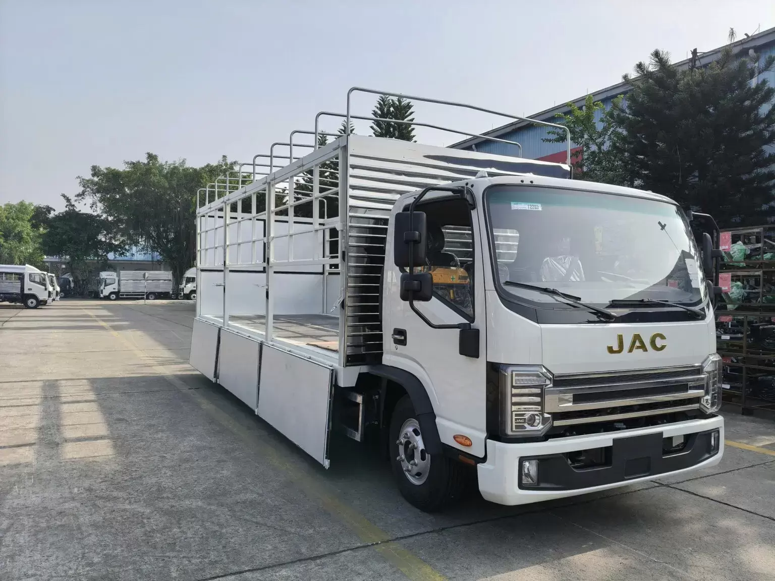 xe-tai-jac-n350sl-35-tan-thung-62m-tai-o-to-giai-phong-1536x1152jpg.webp